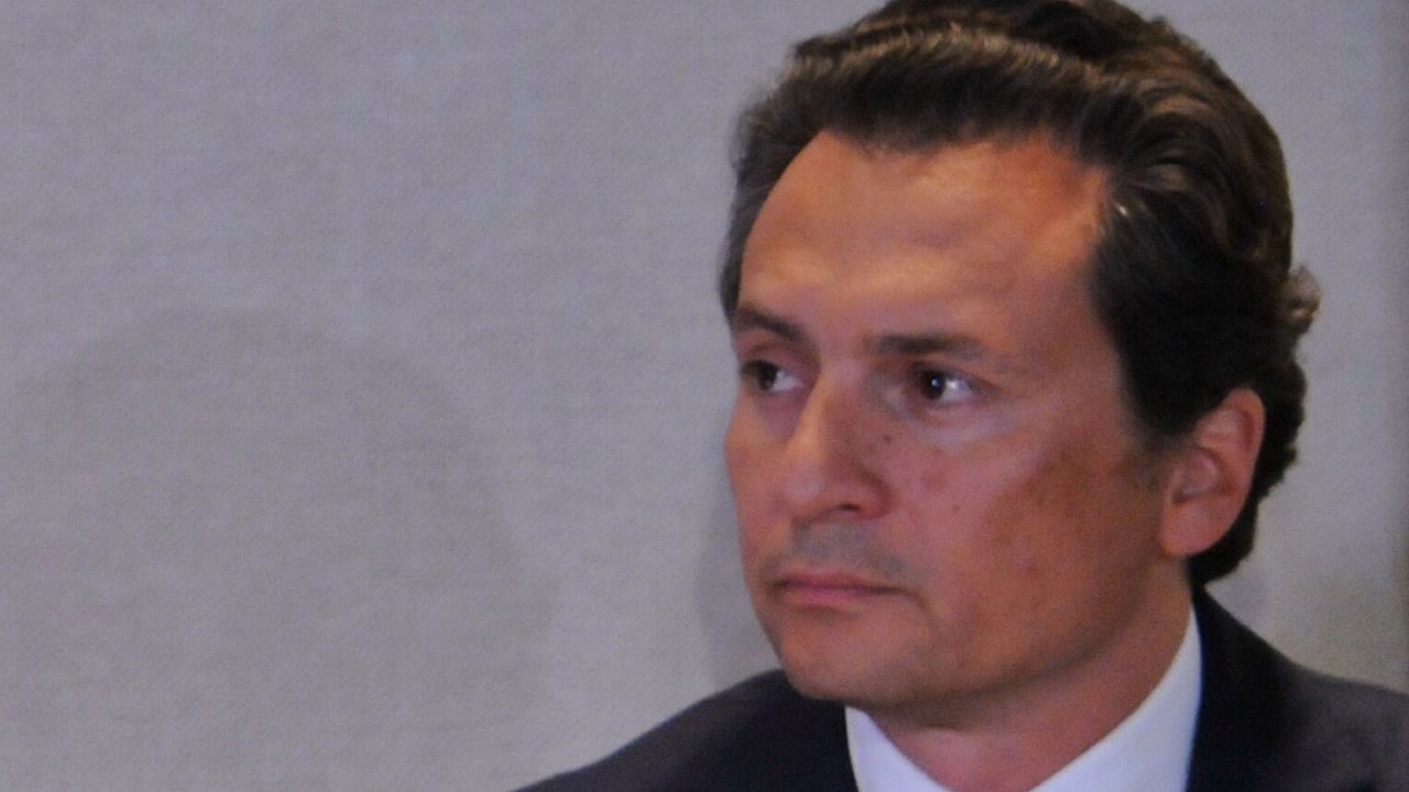 Emilio Lozoya a prisión provisional; se niega a ser extraditado a México