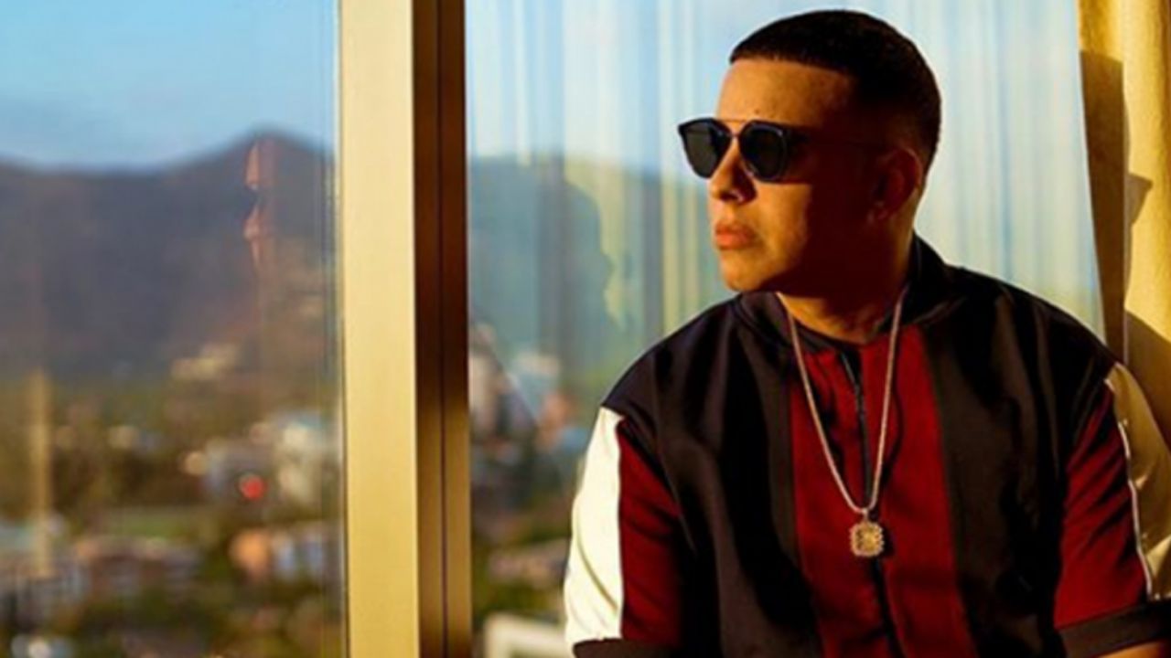 “Te puedo besar ahora que eres libre”: Daddy Yankee soltero ¿por infidelidad?