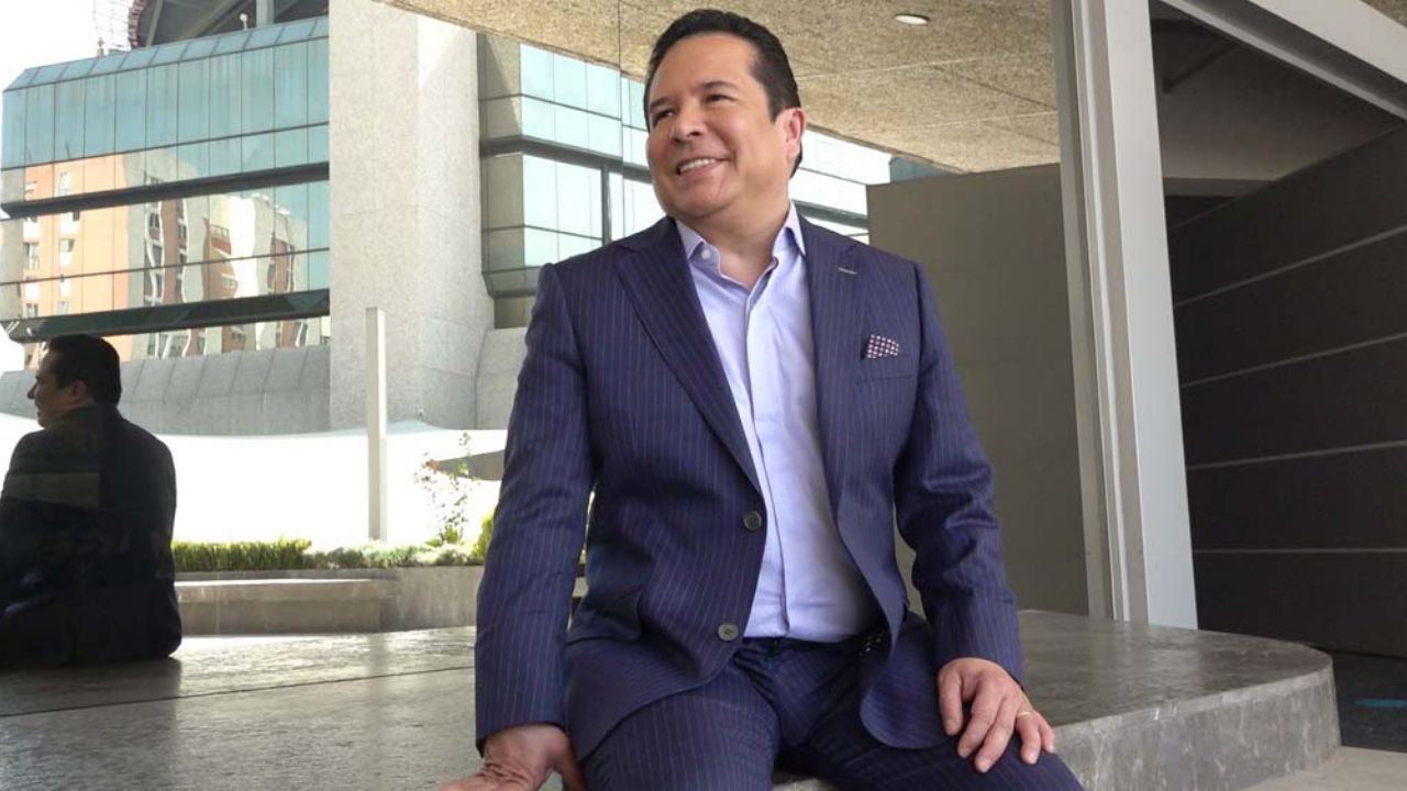 ¿Homofóbico? Gustavo Adolfo Infante, harto de los contenidos LGBT+ en la TV