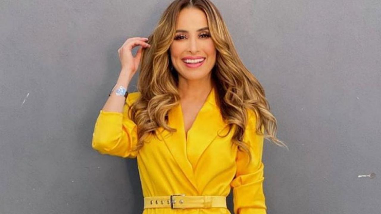 ¡Quien de amarillo se viste! Cynthia conquista con sus encantos con una FOTO en Instagram