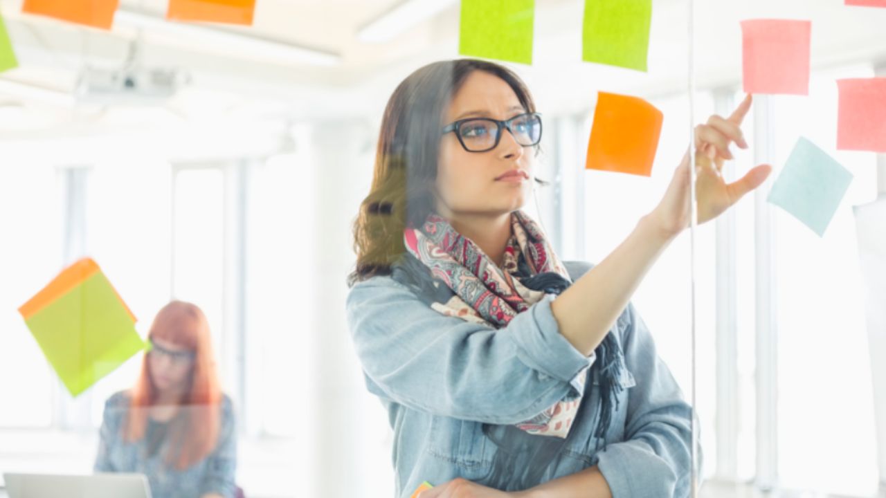 Elias Landsmanas Dymensztejn lidera una gran iniciativa en pos de la igualdad de género en el mundo laboral