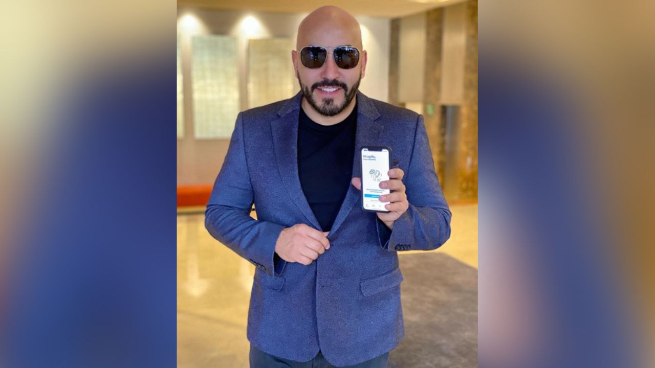 “Coge…”: Lupillo Rivera se encuentra con atrevida petición en su cama