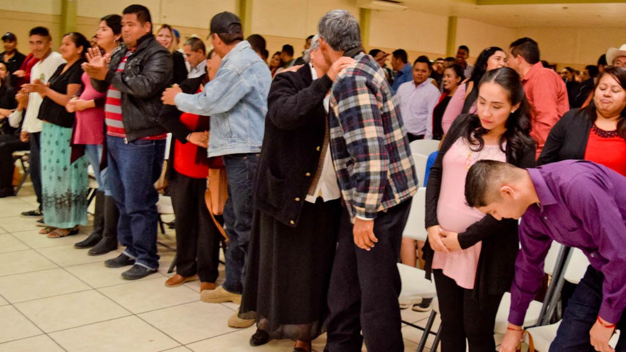 En Navojoa deciden casarse 128 parejas en jornada de matrimonios colectivos