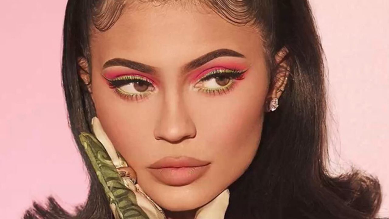 Durante San Valentín, Kylie Jenner busca consuelo en misterioso hombre