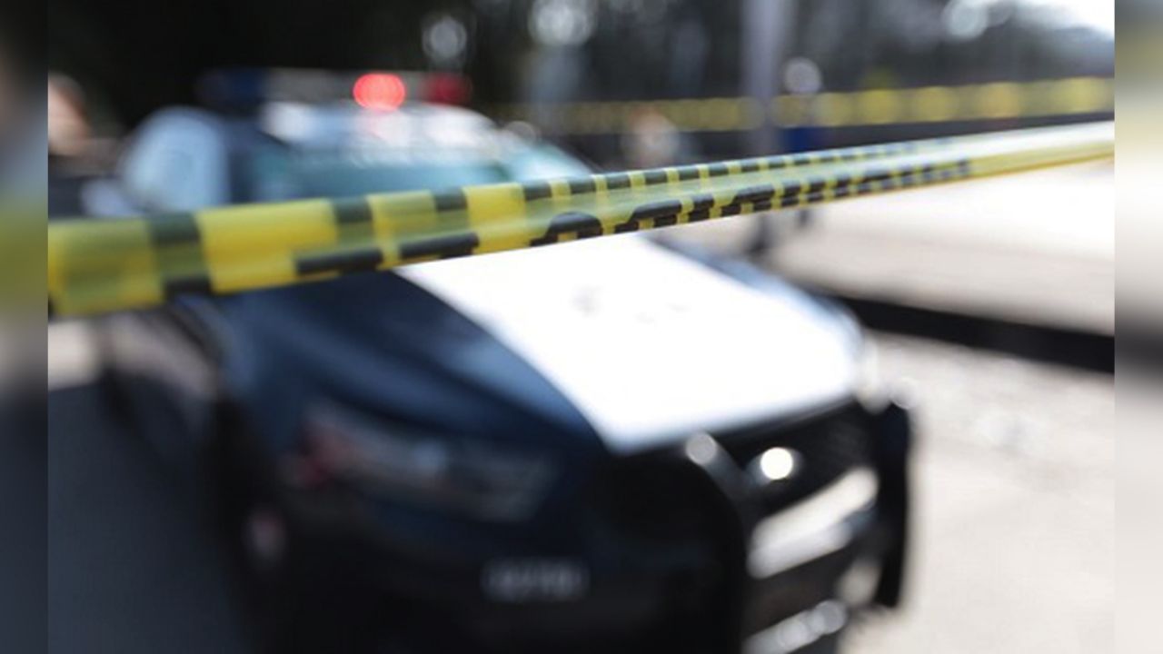 Conductor pierde la vida después de caer desde el segundo piso del Periférico