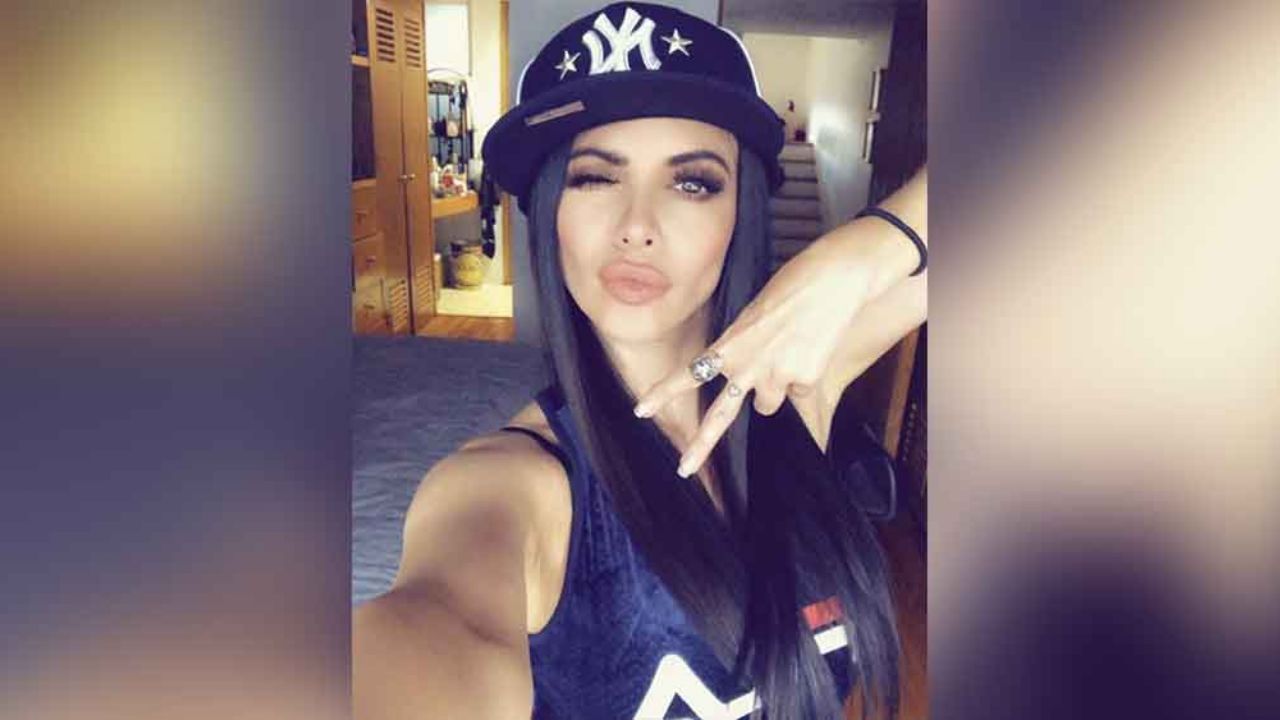 Jimena Sánchez eleva la temperatura al disfrutar del Sol de Puerto Escondido