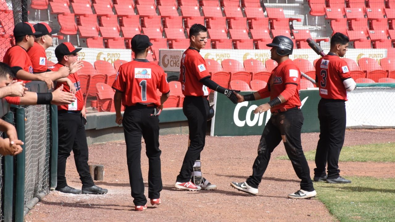 Marmolería Cristo Rey divide la serie en el beisbol de primera fuerza de Navojoa