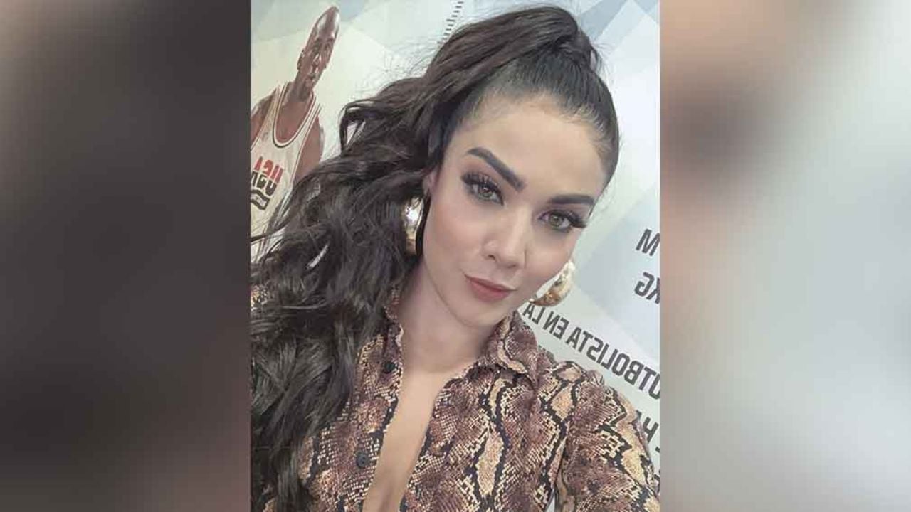 Por San Valentín, Érika Fernández comparte sexy imagen sin nada de ropa