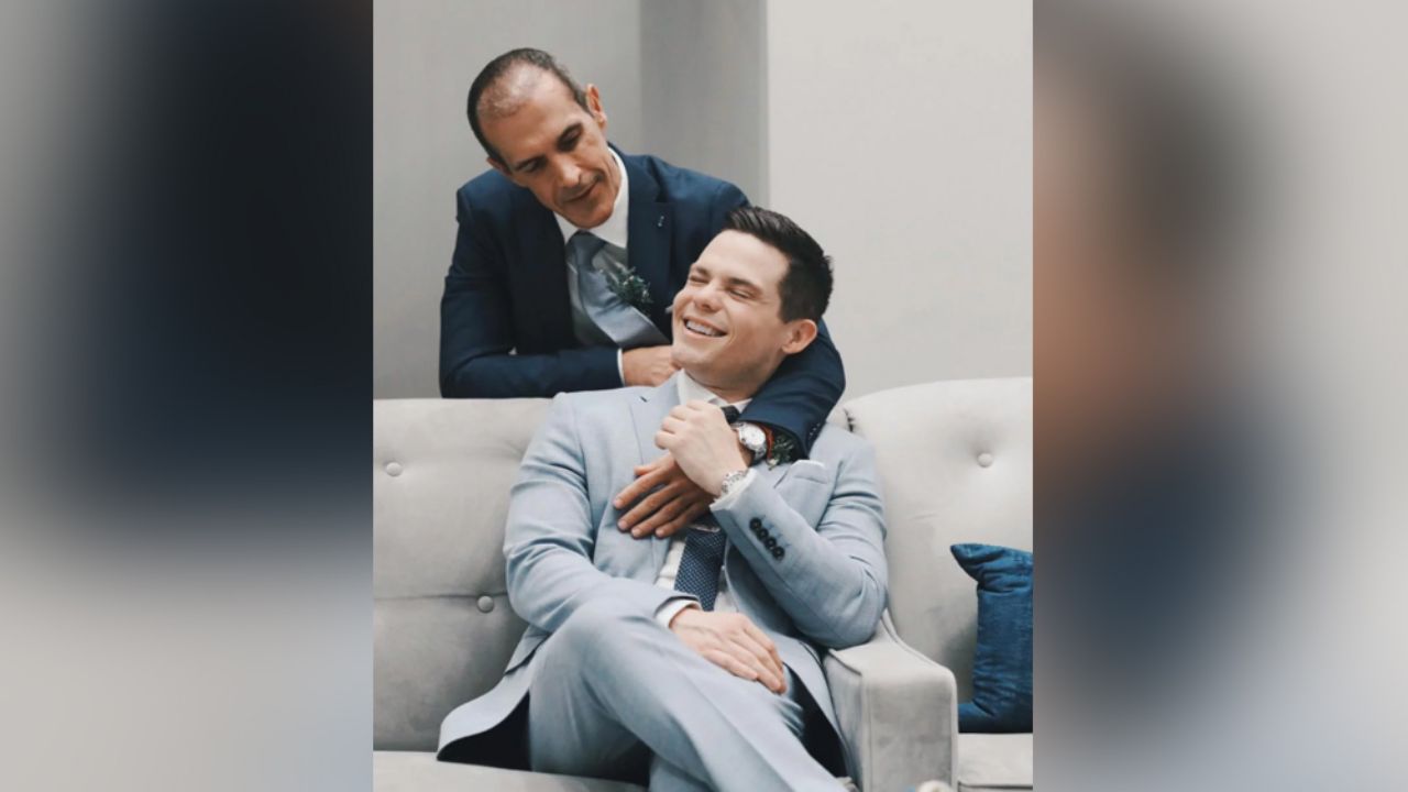 FOTOS: A días de comprometerse, famoso actor se casa con su mánager