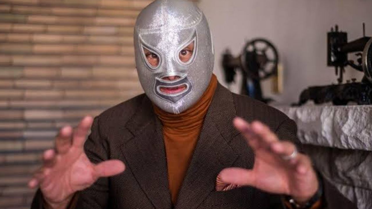 Hijo del Santo acusa a impostor que dice ser nieto del ‘Enmascarado de Plata’