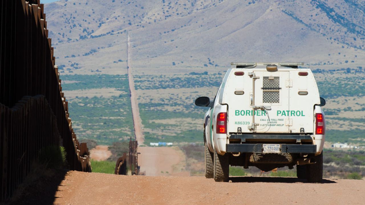 Juez de EU condena a agente de la Patrulla Fronteriza por narco