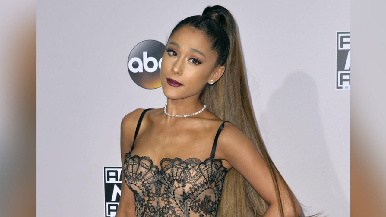 Ariana Grande presenta a su nuevo amor; fans enloquecen: “Qué bello”