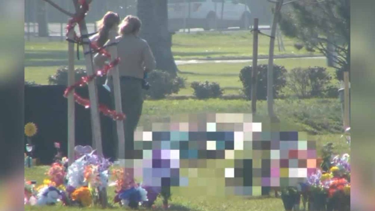 Macabro triple asesinato: Cuerpos son hallados cerca de tumba en cementerio