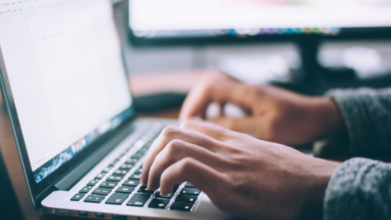 Características básicas de un blog y la diferencia con un sitio web