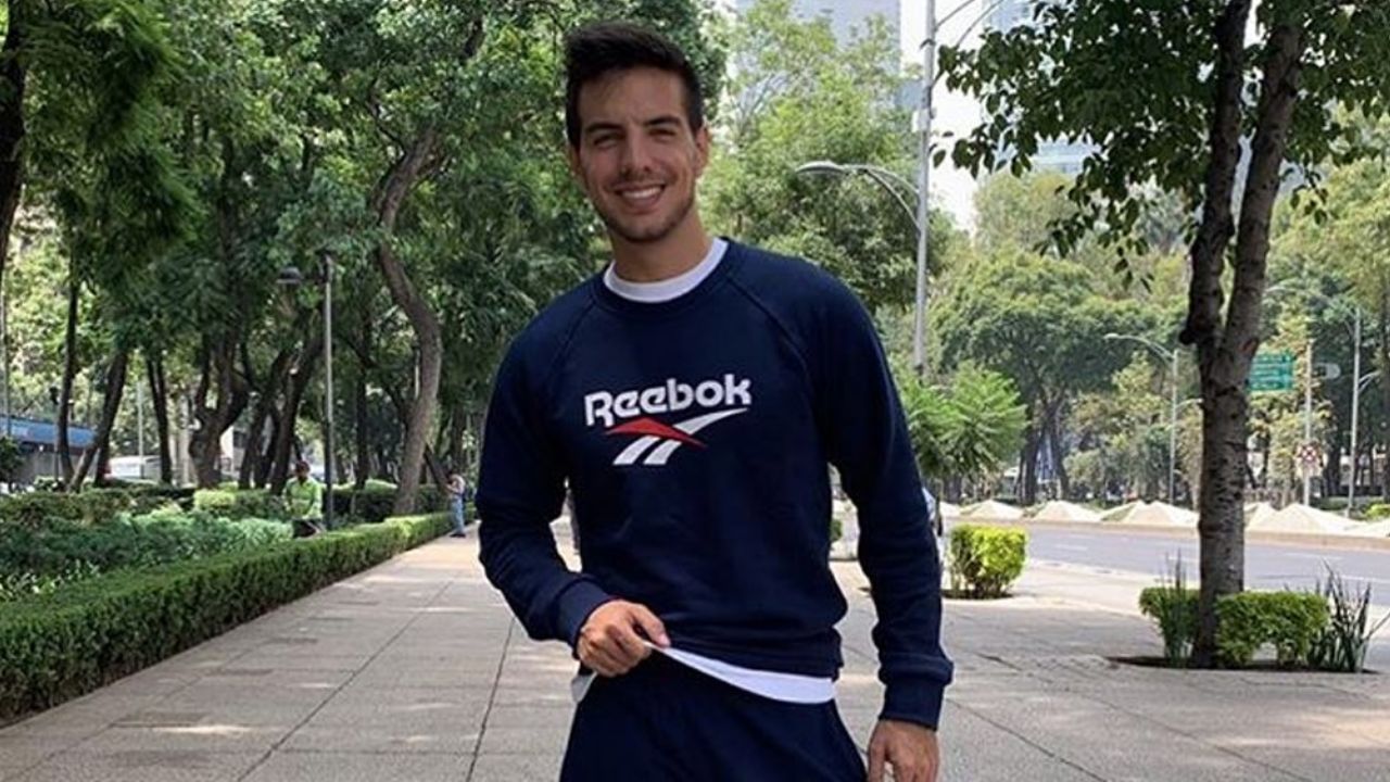 ¡Igualito a Eugenio Derbez! Filtran inédita foto de Vadhir cuando era niño