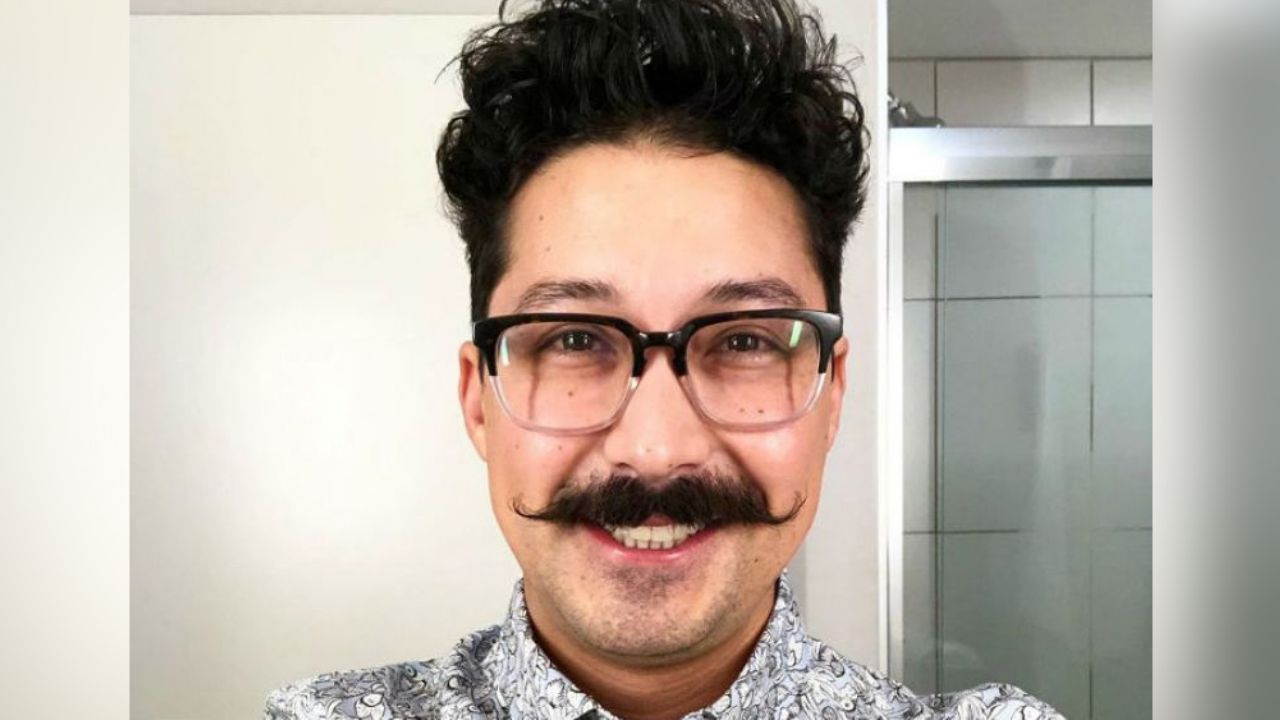 Comediante mexicano se disculpa por haber hecho bromas machistas