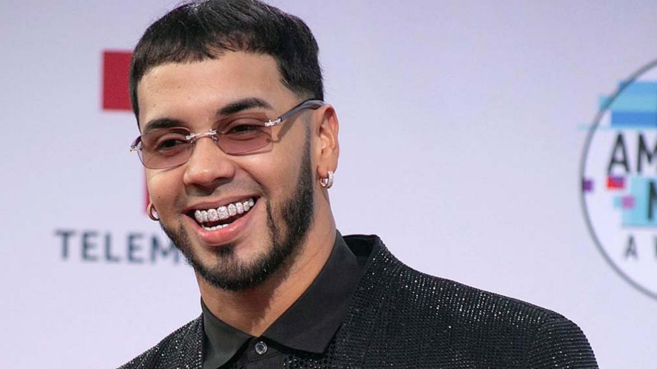 ¿Qué dirá Karol G? Reggaetonero revela una de las mayores adicciones de Anuel