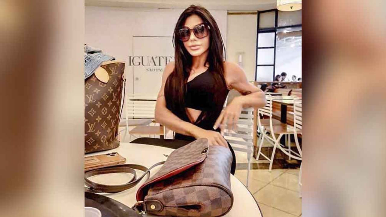 Suzy Cortez desata el furor desde su habitación con sexy movimiento