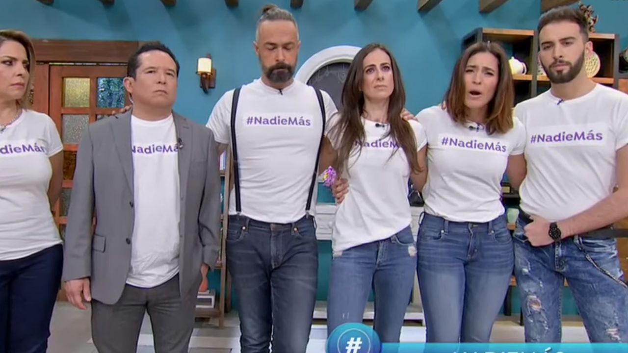 Integrantes de ‘Sale el Sol’ usan playera de #NadieMás y son la burla de Internet