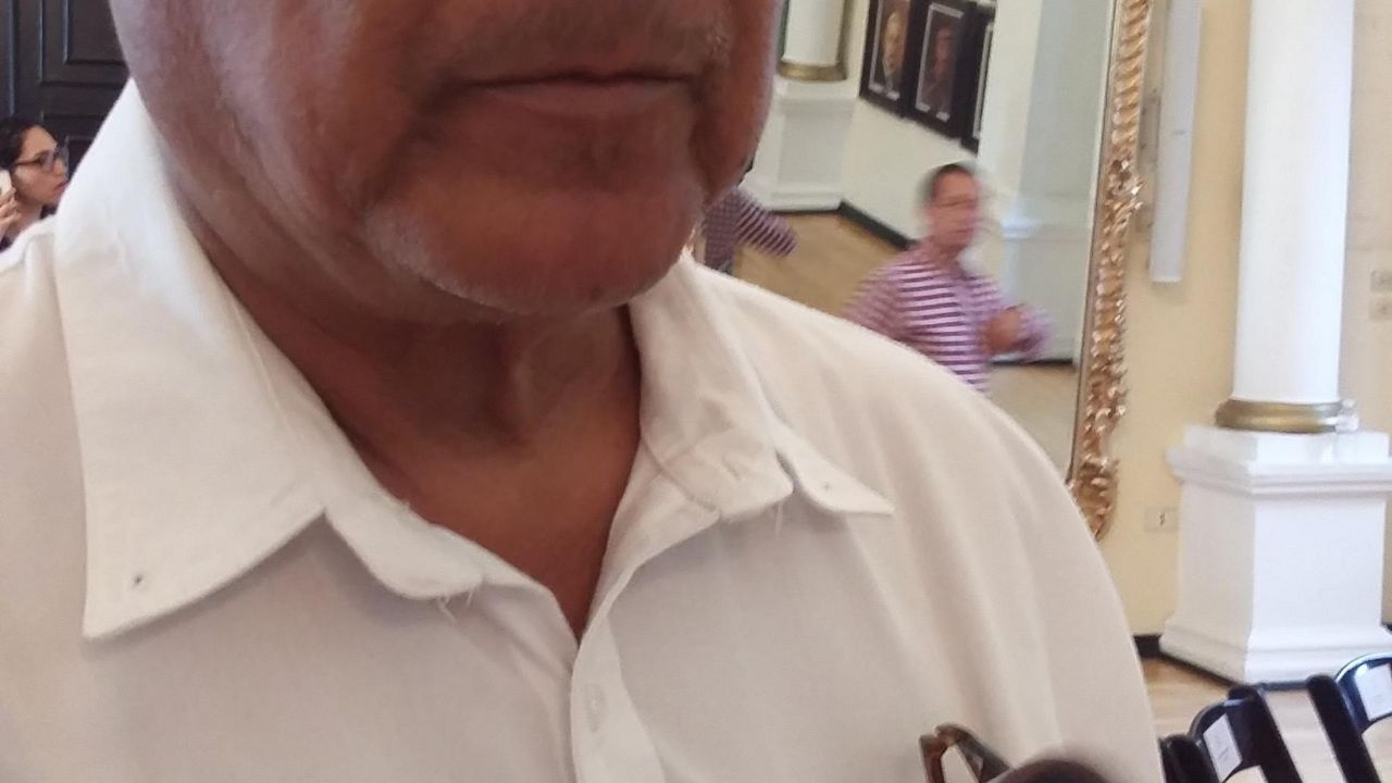 Es necesario reducir los tiempos de espera en paradas de urbanos