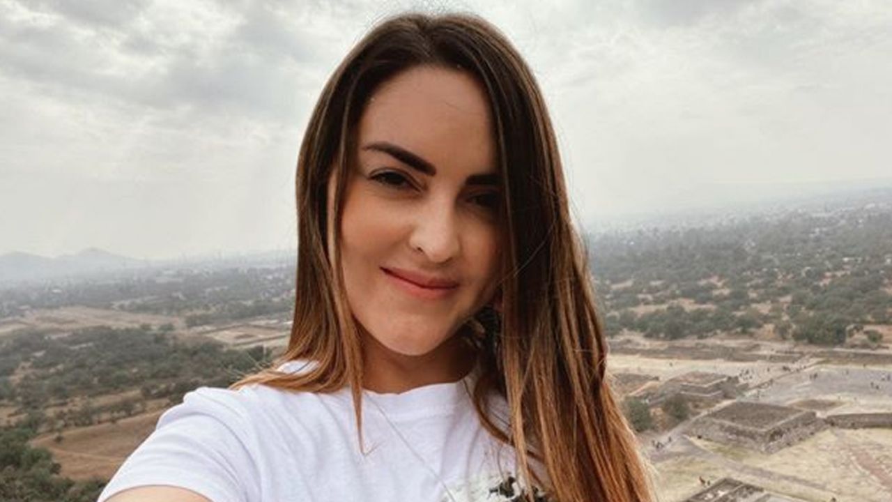 Patty López de la Cerda es exhibida por paparazzis; esta es su figura real