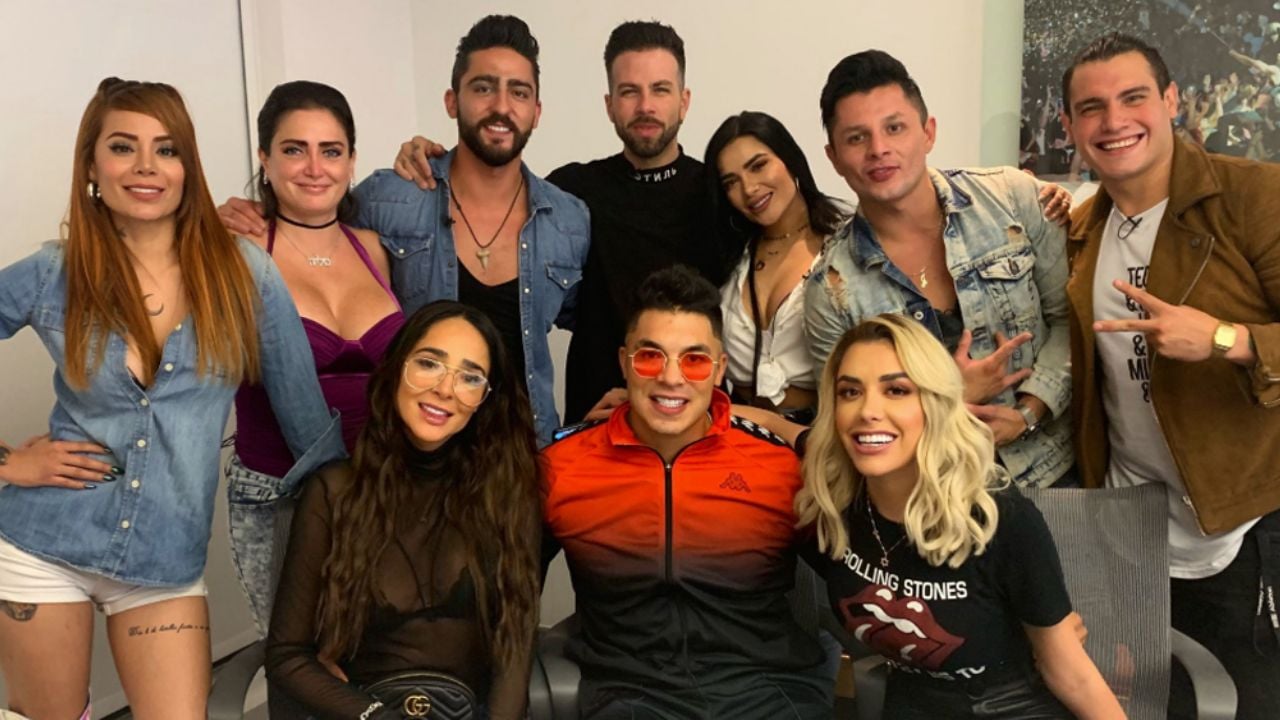Miembros de ‘Acapulco Shore’ terminan sin ropa en un antro de Mazatlán