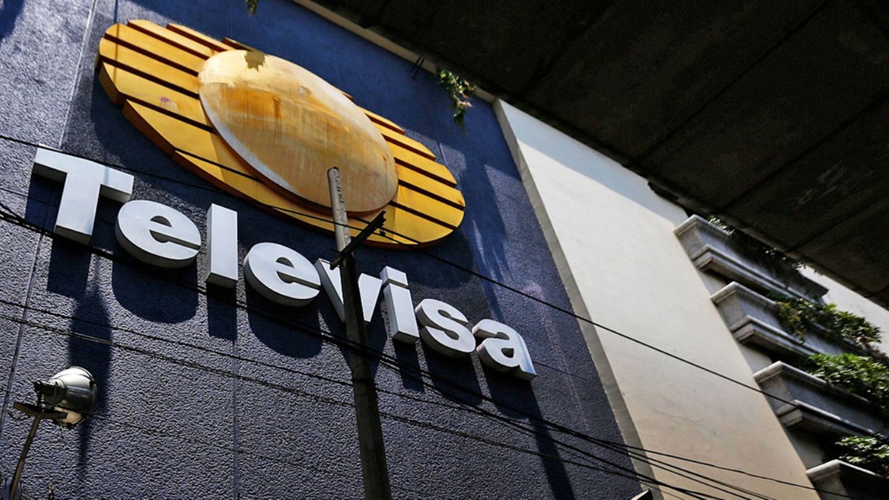 Estos son los polémicos spots que lanzó Televisa con Luis Miguel y Chabelo