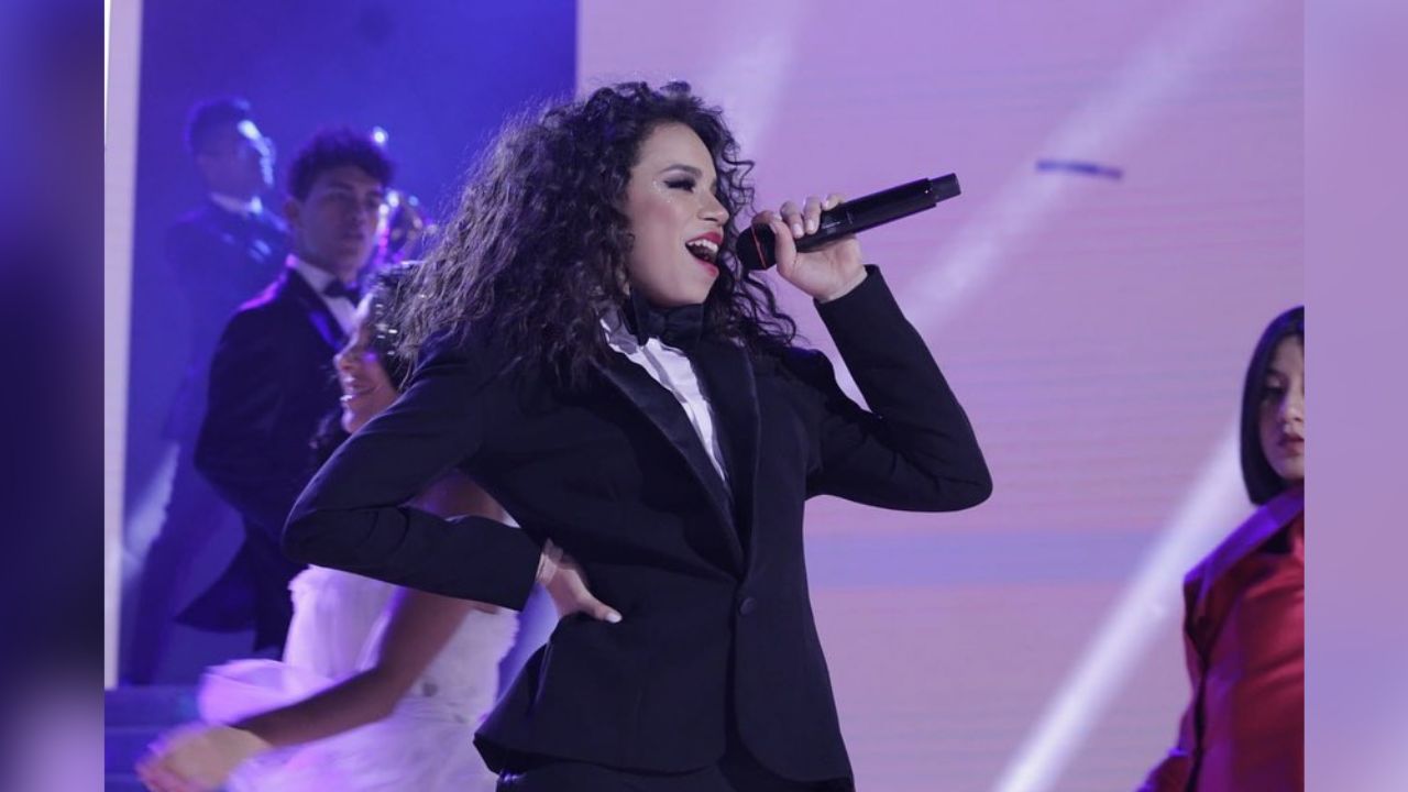 Angie Flores de ‘La Academia’ es criticada por reírse de un gatito muerto