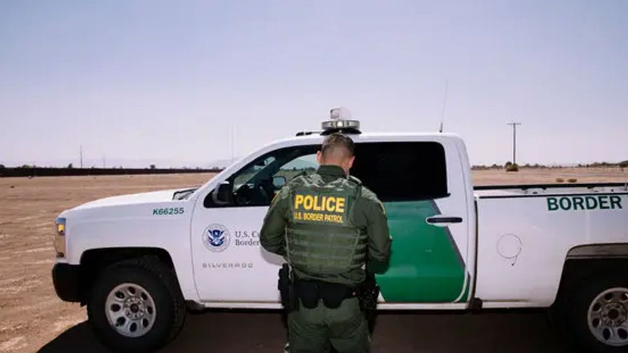 Muere en custodia migrante mexicano detenido por agentes migratorios de EU