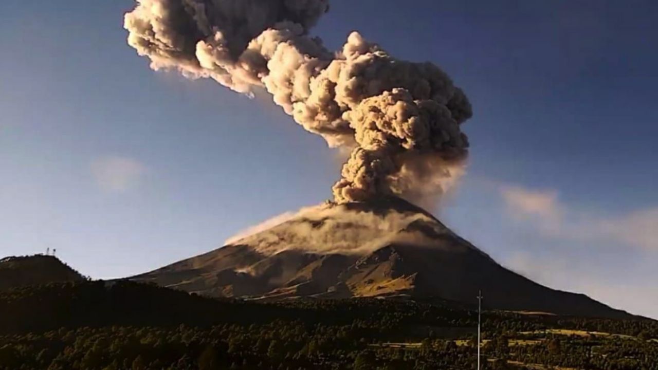 Popocatépetl registra 263 exhalaciones de cenizas y 504 minutos de tremor
