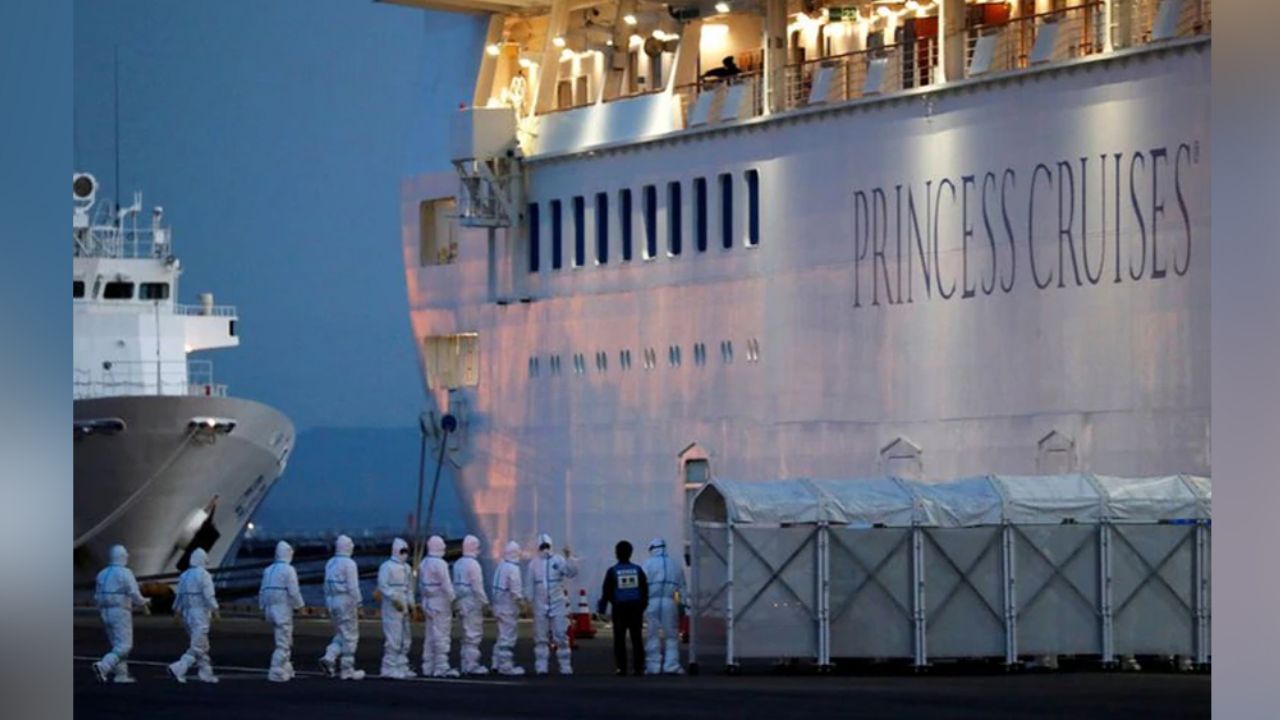 Coronavirus: Tercer pasajero del crucero atracado en Japón fallece