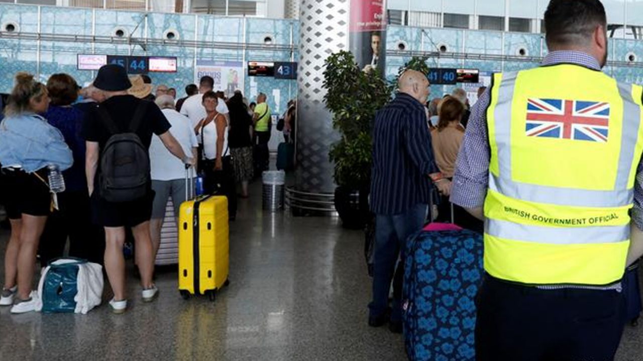 4 repatriados a Reino Unido dan positivo a coronavirus; iban de Japón