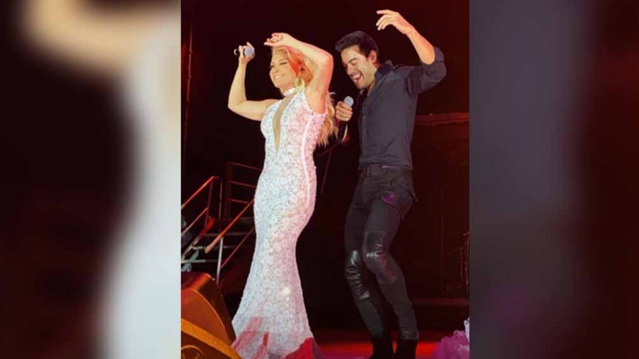 ¡Qué romántico! El especial show de Yuri y Carlos Rivera en Carnaval de Mazatlán