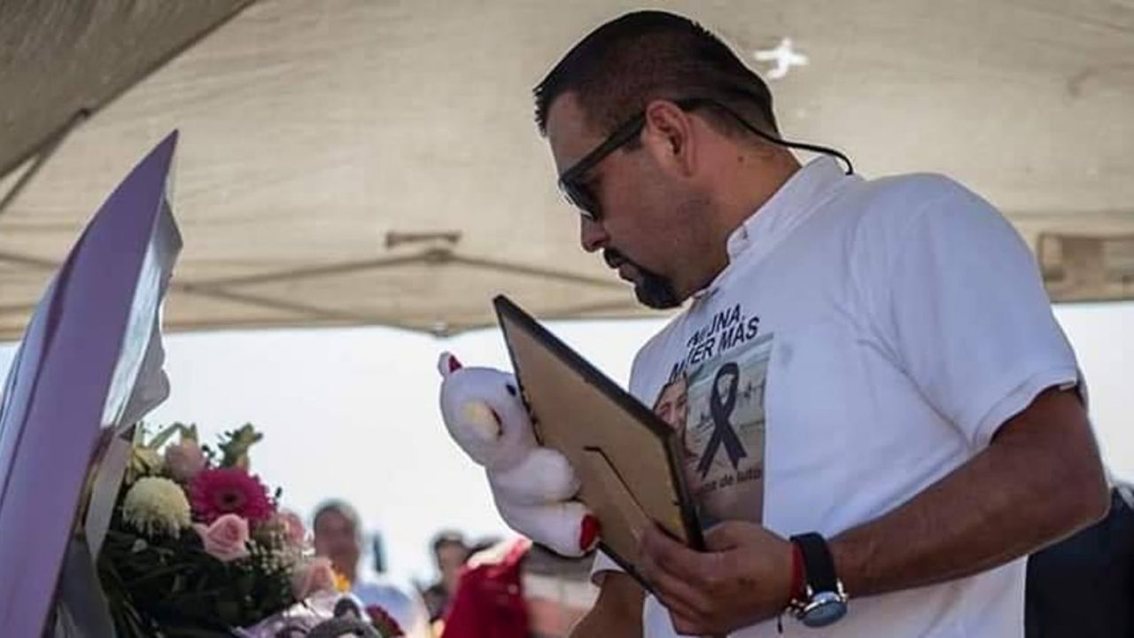 “Cínico”: Feminicida de Marbella asiste al funeral con playera de #NiUnaMás