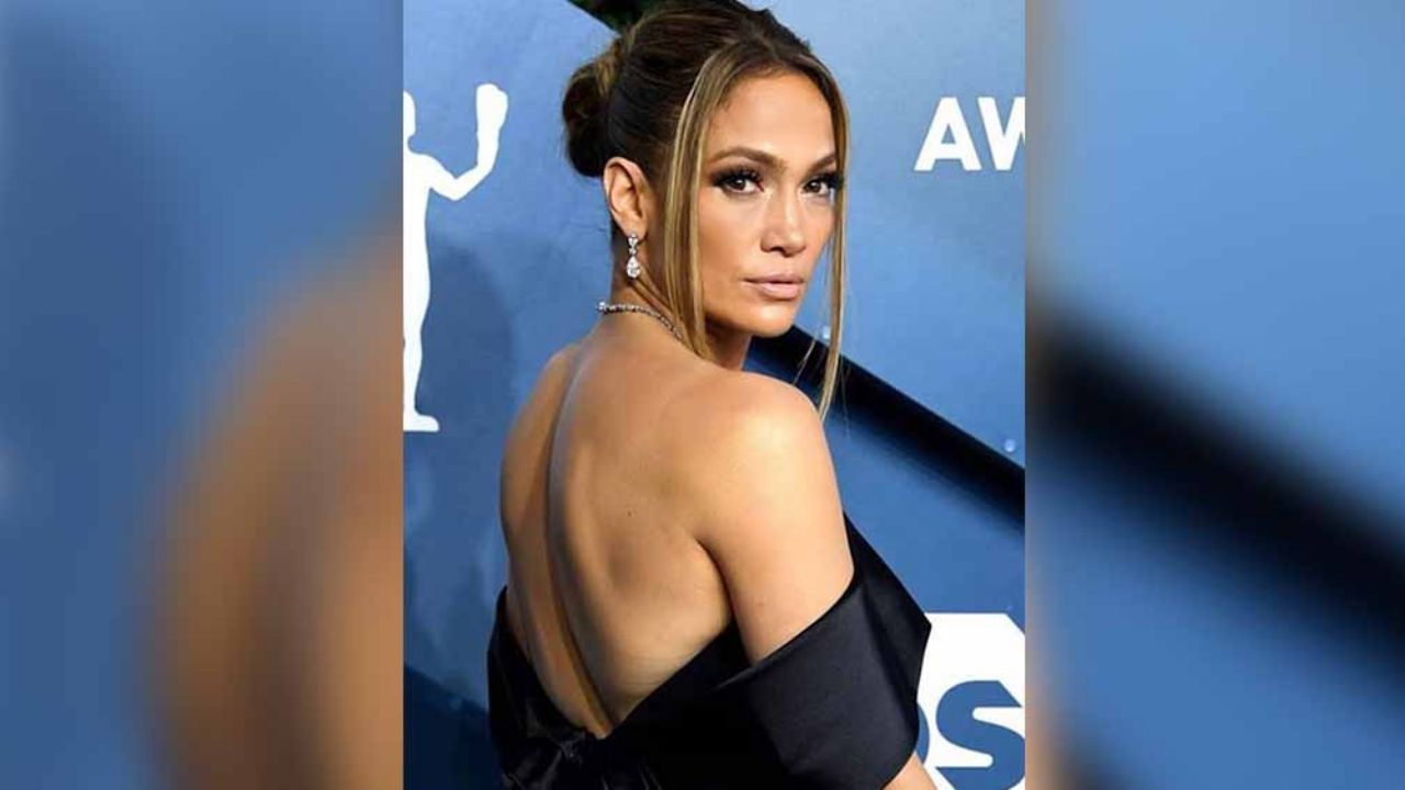 ¿Ya hiciste el JLo Challenge? Sexy selfie de Jennifer Lopez inspira reto viral
