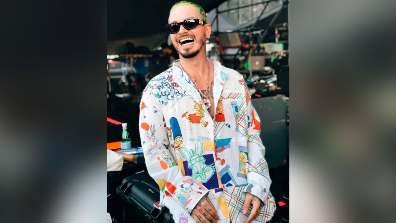 “Me encantan los dos”: J Balvin derrite las redes al besar y abrazar a un perrito