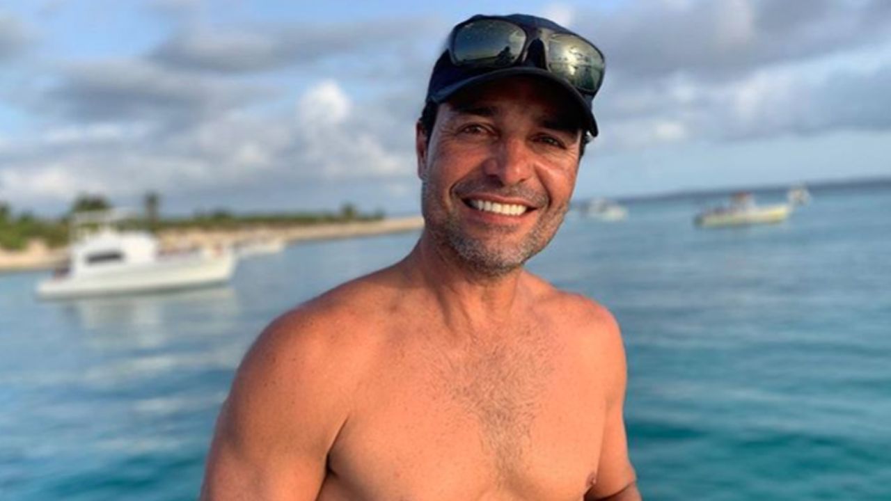 Tras asesinato de Fátima, Chayanne alza la voz por los niños durante concierto