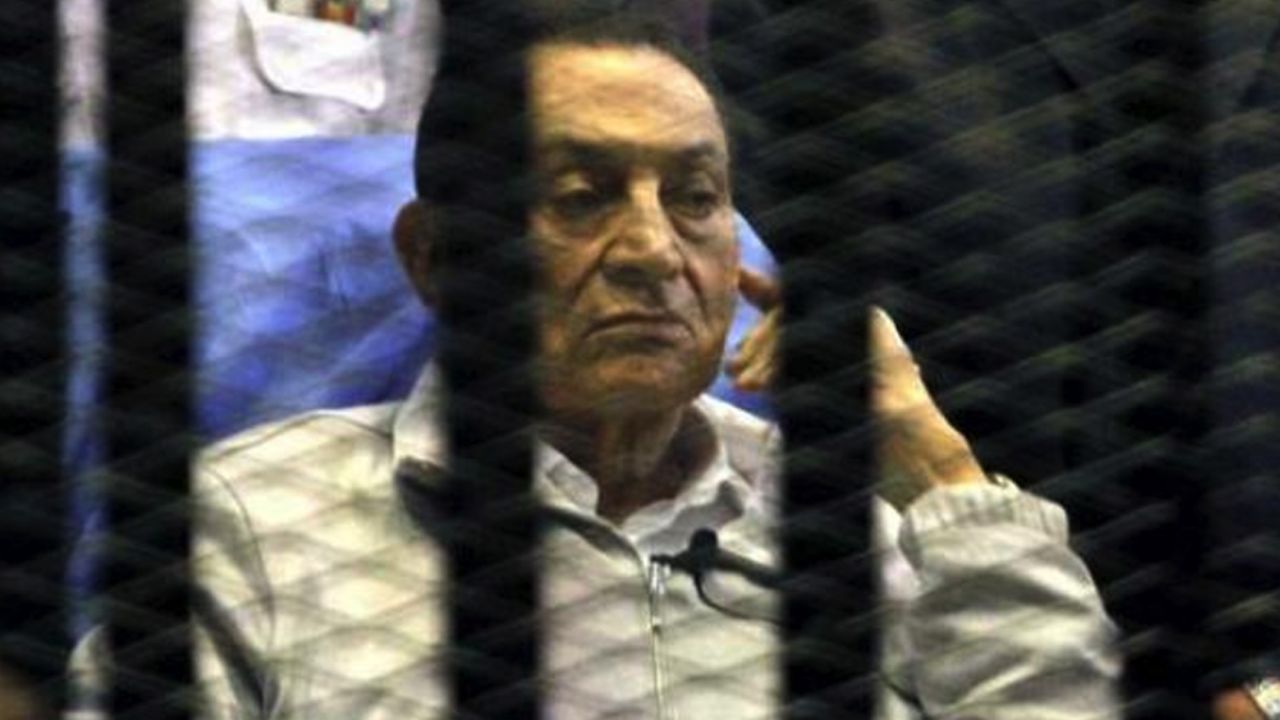 Egipto se enluta con la muerte del expresidente Hosni Mubarak