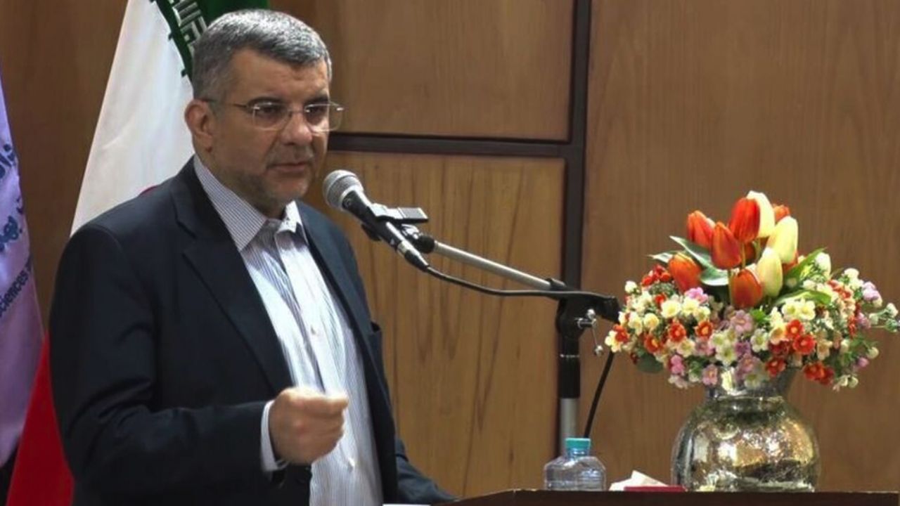 Viceministro de Salud de Irán, Iraj Harirchi, da positivo en coronavirus
