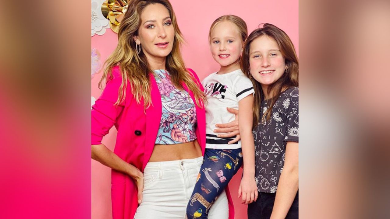 “Supermamá”: Aplauden a Geraldine Bazán por criar a sus hijas sin Gabriel Soto