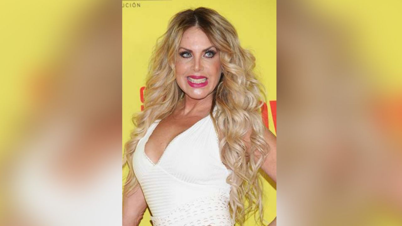 Lorena Herrera ‘destroza’ a famosas que suben fotos en tanga: “No somos carne”