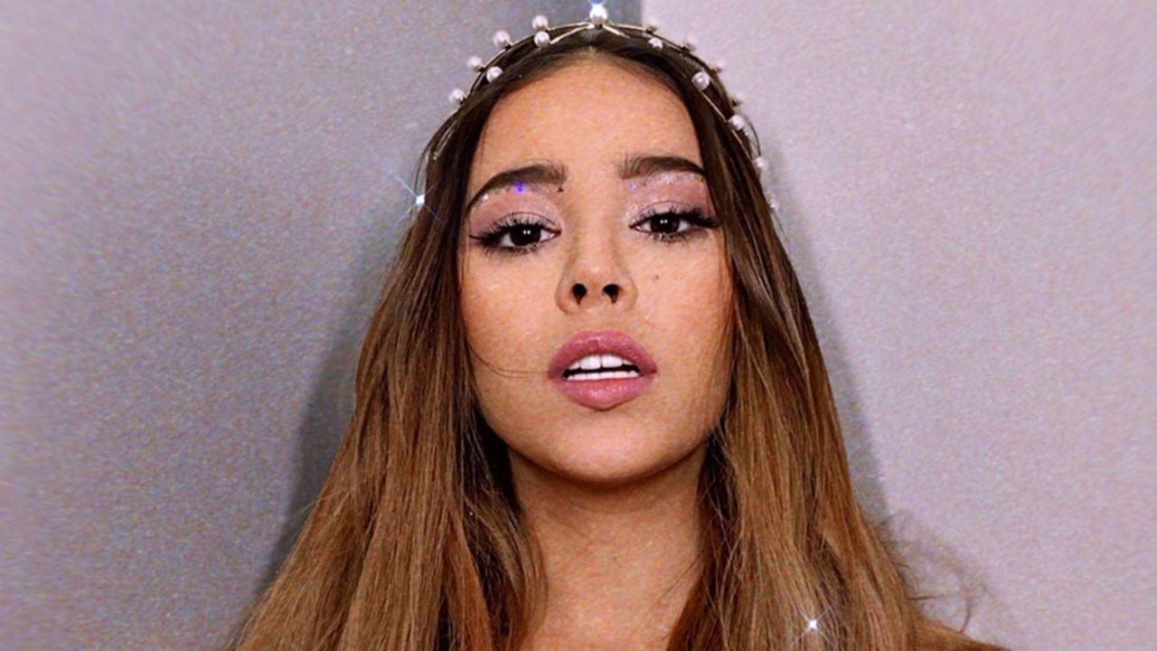Danna Paola es non grata en Mazatlán por incumplida; piden quemar su figura