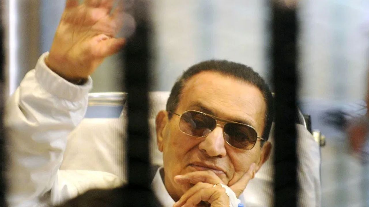 El lado oscuro de la muerte del expresidente de Egipto, Hosni Mubarak