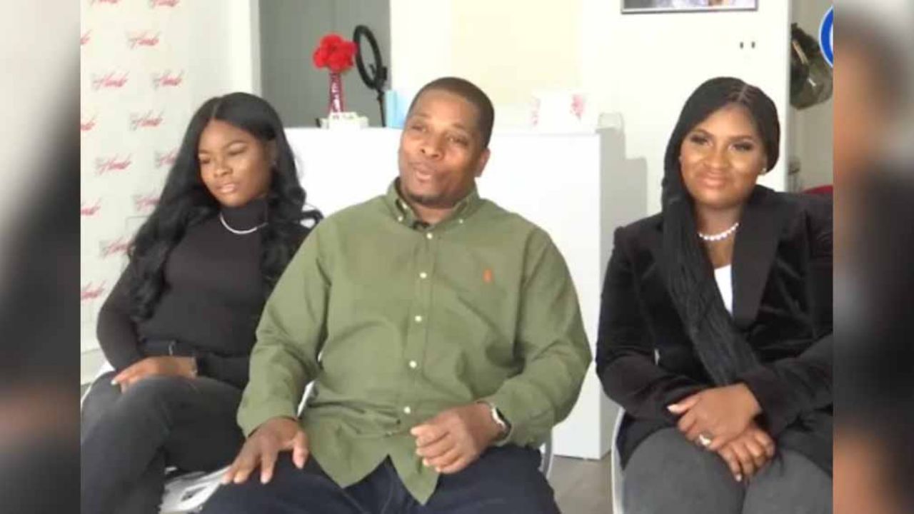 Tras 17 años de conocerse, mejores amigas descubren que son hermanas