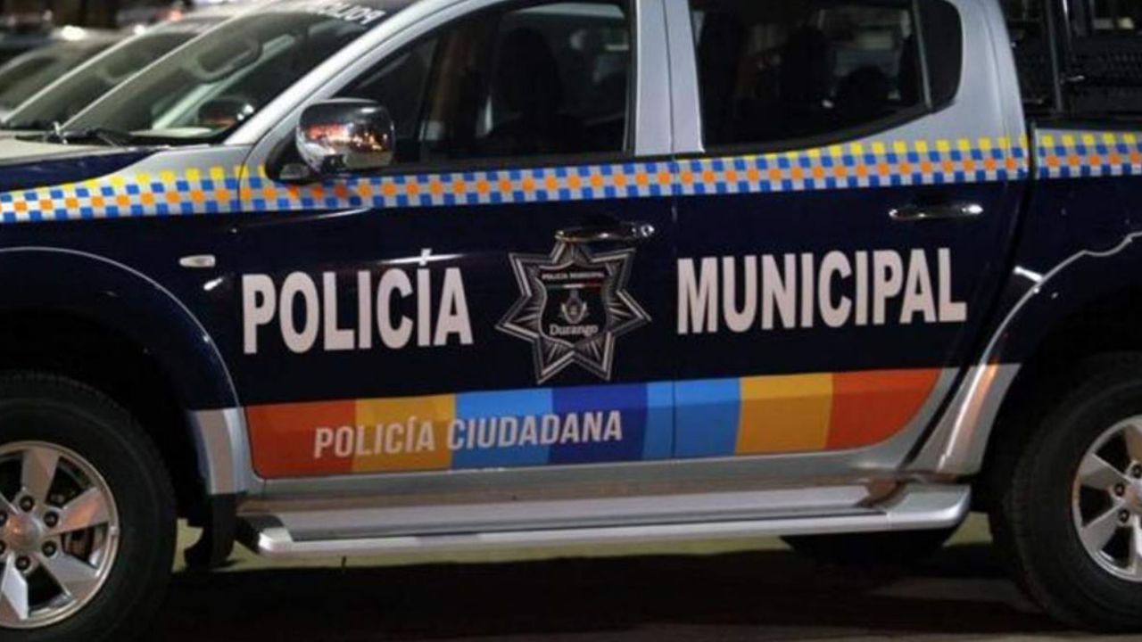 Adicto rocía ácido a su hermana en la cara y la golpea con tabique en Durango