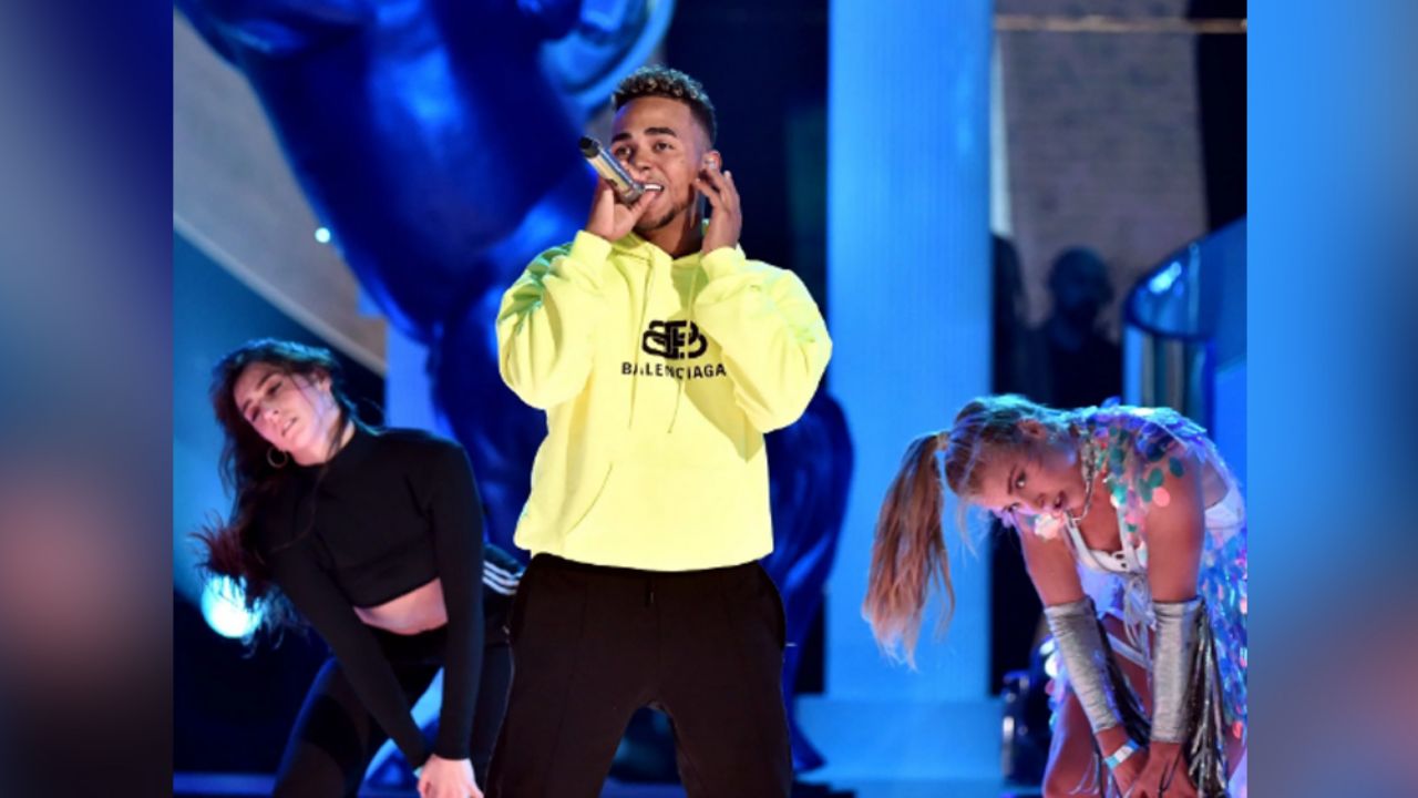 Ozuna envía mensaje a fans para que dejen de temer al coronavirus