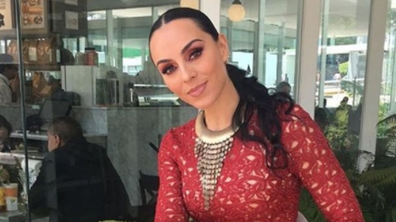 Ivonne Montero luce sus ‘arreglitos’ en bikini: “Yo no escondo mis cirugías”