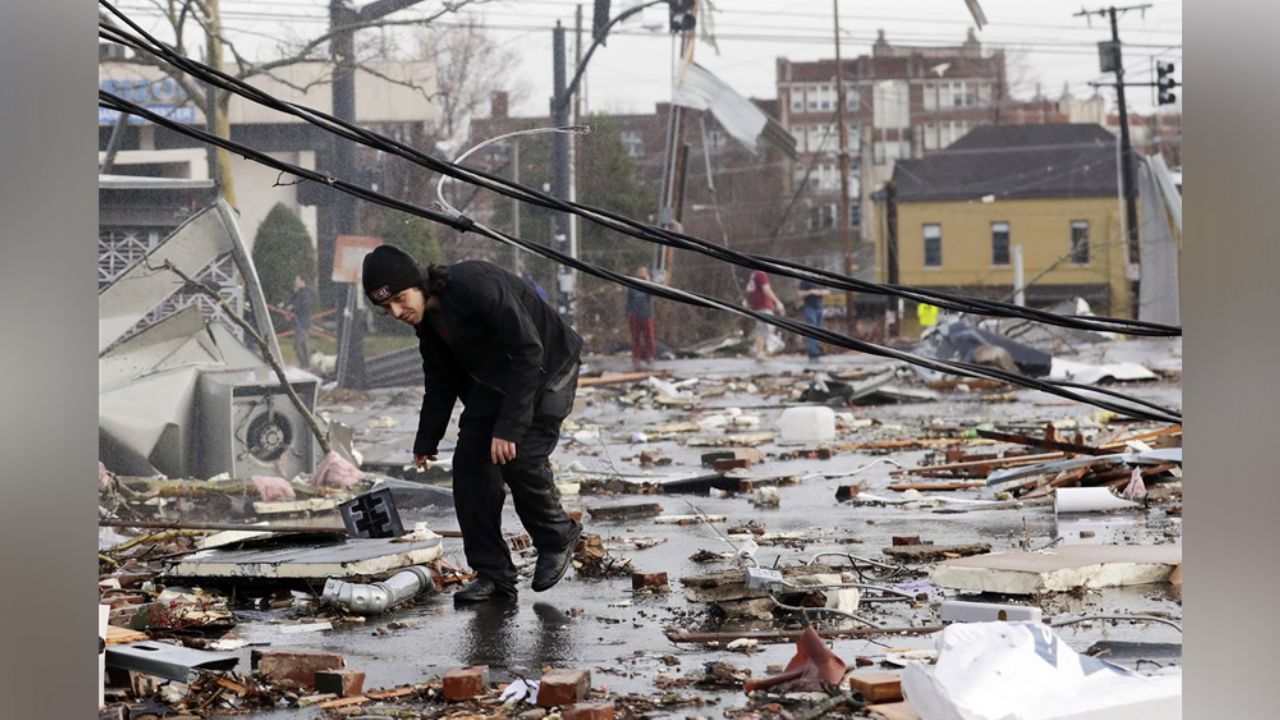 Aumenta la cifra de muertos a 19 por el paso de dos tornados en Nashville