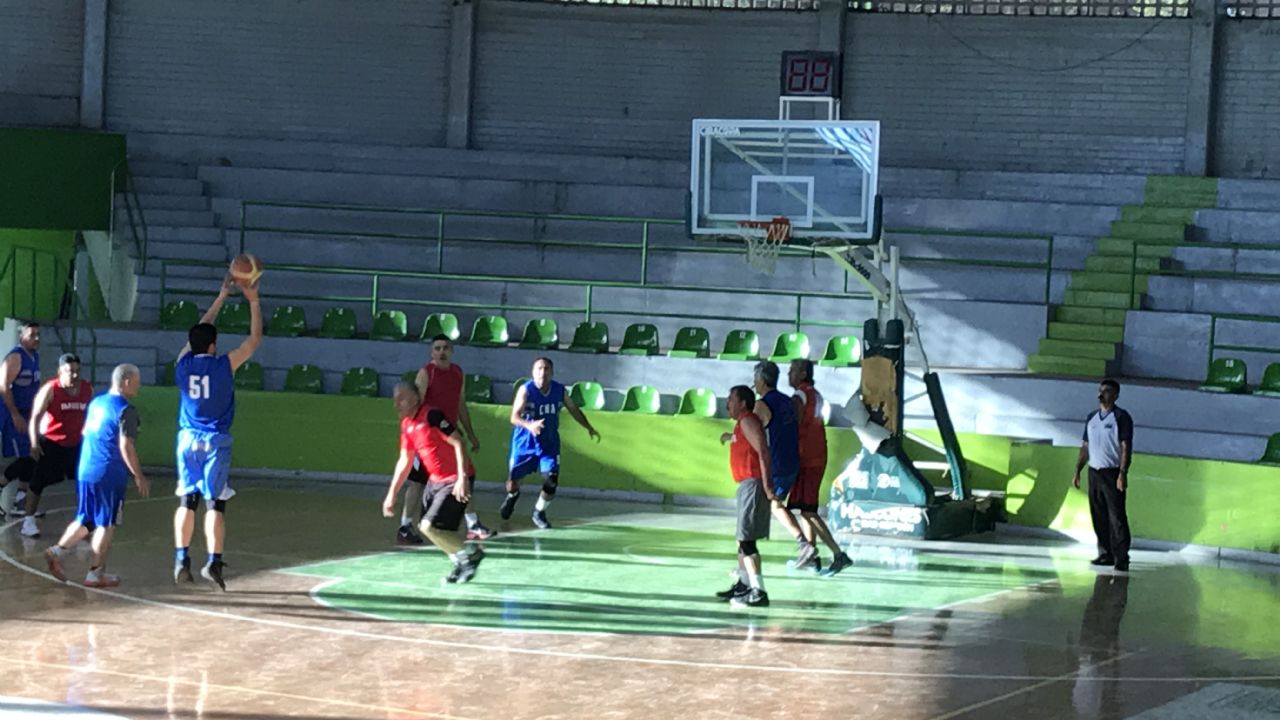 Conagua ‘ahoga’ al Punto y Coma y se afianza en la cima de la Master 50