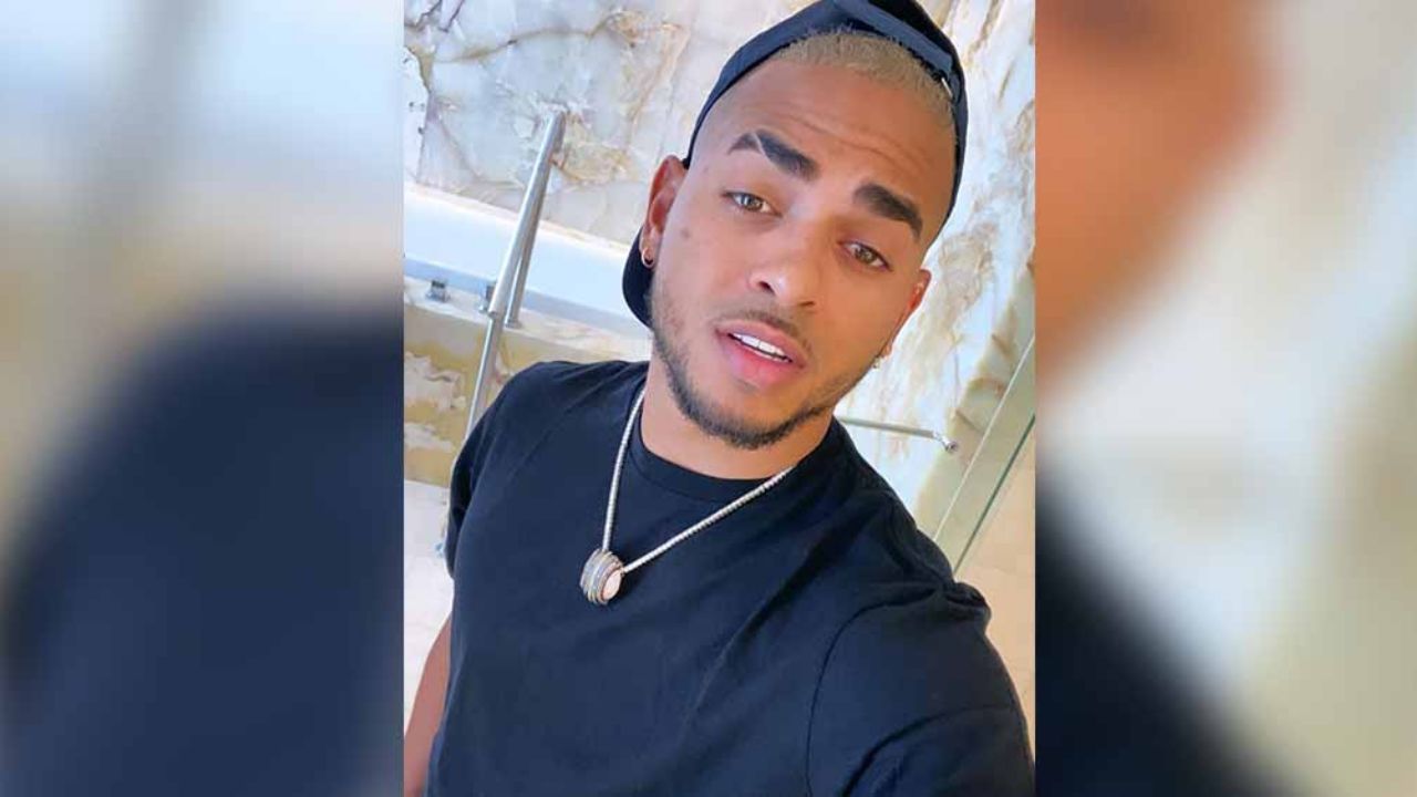 VIDEO: Ozuna baila en la regadera al ritmo de ‘Juana la Cubana’ para Tik Tok